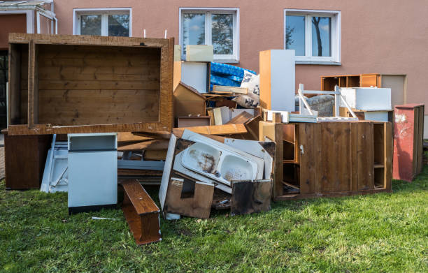 Best Local Junk Hauling  in Willowick, OH